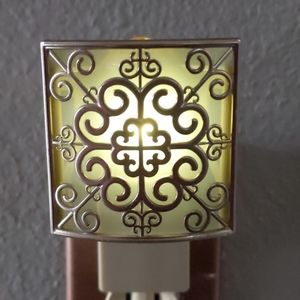 B&BW Light up Wallflower